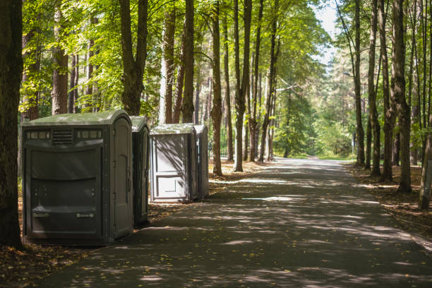 Porta potty delivery and setup in Willow Oak, FL