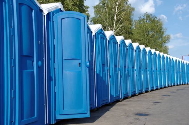 Portable Toilet Options We Offer in Willow Oak, FL